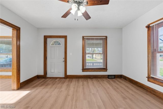 3237 State Street NW, North Canton, OH 44720