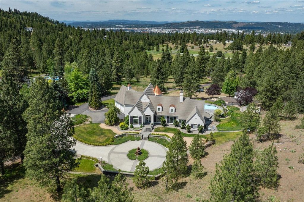2806 S PARK Rd, Spokane, WA 99212