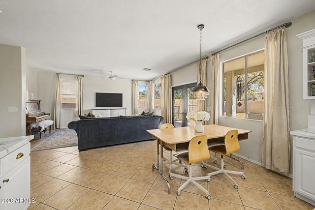 4071 E SUNDANCE Court, Gilbert, AZ 85297