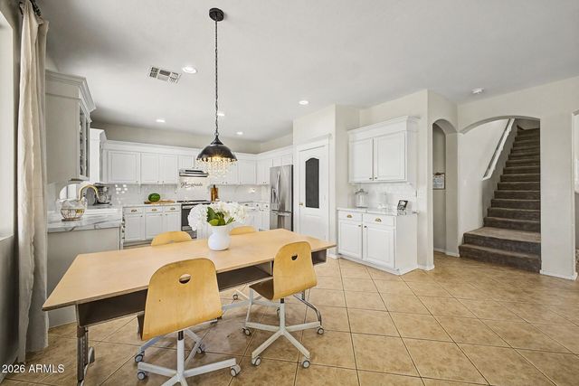 4071 E SUNDANCE Court, Gilbert, AZ 85297