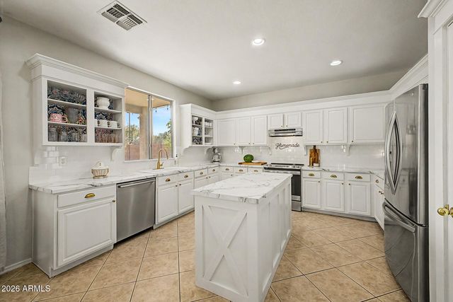 4071 E SUNDANCE Court, Gilbert, AZ 85297