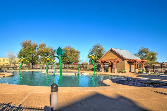 4071 E SUNDANCE Court, Gilbert, AZ 85297