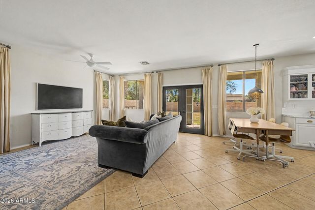 4071 E SUNDANCE Court, Gilbert, AZ 85297
