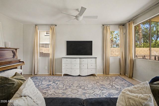 4071 E SUNDANCE Court, Gilbert, AZ 85297