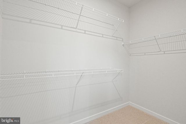 2172 GLACIER RD, Herndon, VA 20170