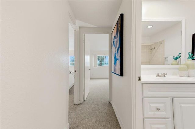 2686 S Whitney Blvd, Rocklin, CA 95677