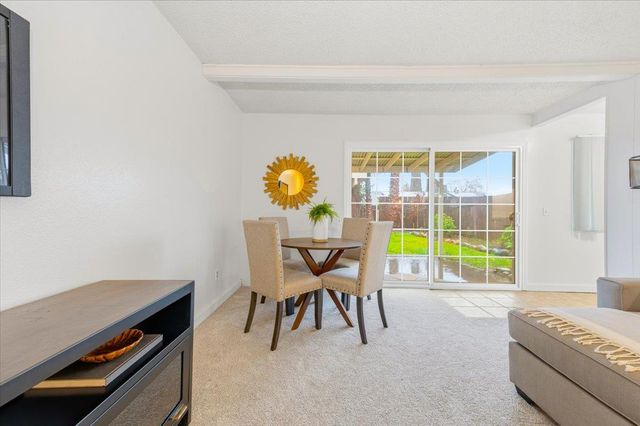 2686 S Whitney Blvd, Rocklin, CA 95677