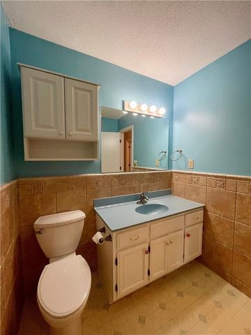 7724 NW Eastside Drive, Weatherby Lake, MO 64152
