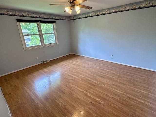 7724 NW Eastside Drive, Weatherby Lake, MO 64152