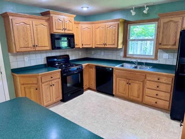 7724 NW Eastside Drive, Weatherby Lake, MO 64152