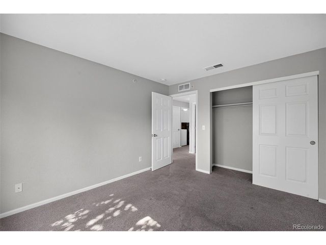 1601 Fraser Ct 202, Aurora, CO 80011