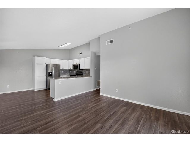 1601 Fraser Ct 202, Aurora, CO 80011