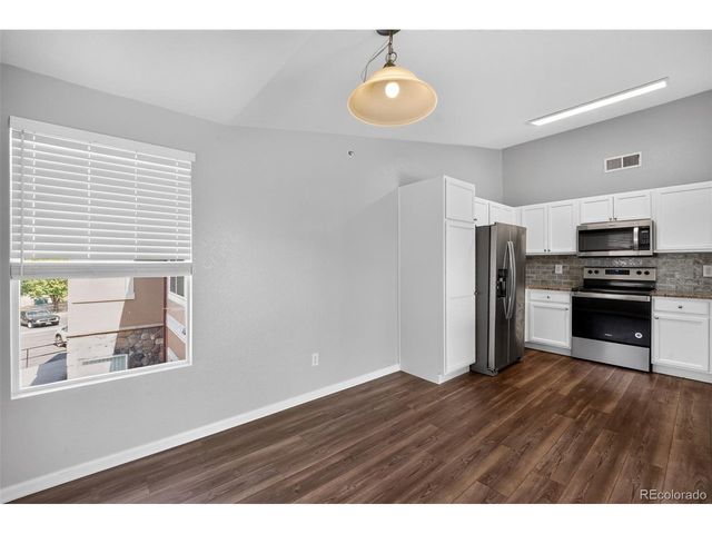 1601 Fraser Ct 202, Aurora, CO 80011