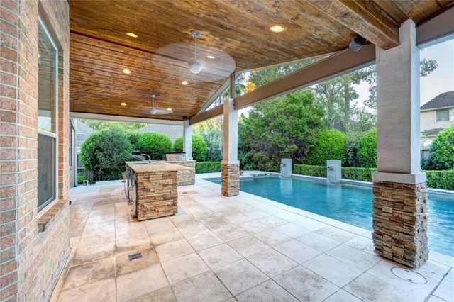 6206 Chestnut Peak Court, Kingwood, TX 77345