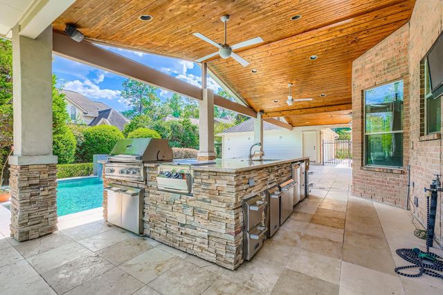 6206 Chestnut Peak Court, Kingwood, TX 77345