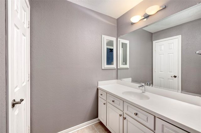 6206 Chestnut Peak Court, Kingwood, TX 77345