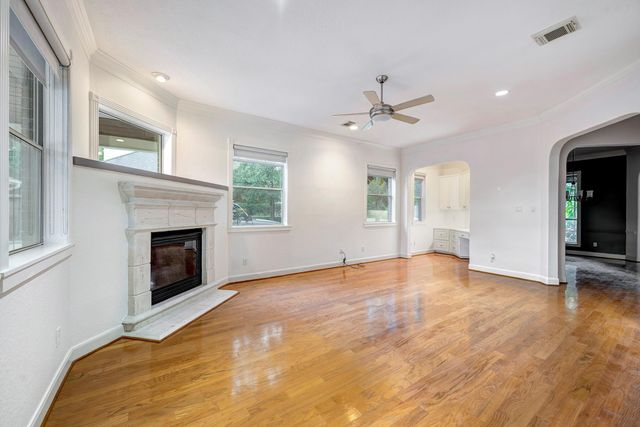 6206 Chestnut Peak Court, Kingwood, TX 77345