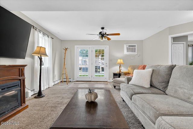 1045 Horvath Street, Rotterdam, NY 12303