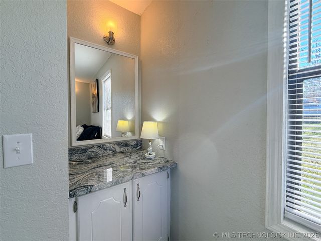 34245 S 527 Road, Cookson, OK 74427