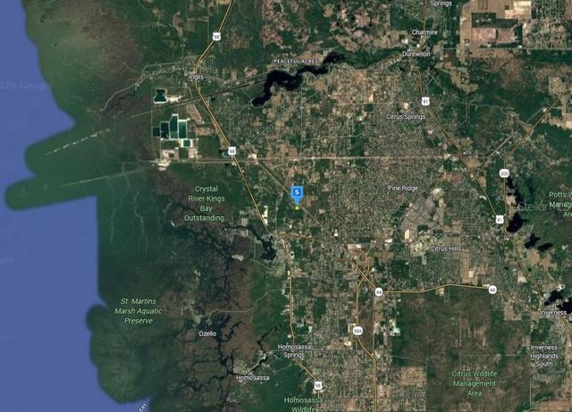 8326 W OAK STREET, Crystal River, FL 34428