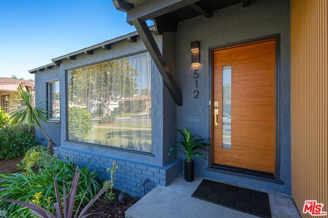 512 W Hillsdale Street, Inglewood, CA 90302