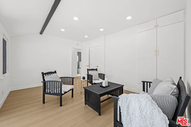 512 W Hillsdale Street, Inglewood, CA 90302