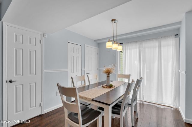 6 Independence Court, Jackson, NJ 08527