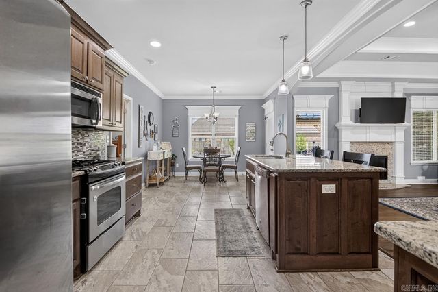 3113 DAPPLE GRAY, Benton, AR 72015