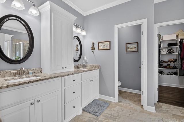3113 DAPPLE GRAY, Benton, AR 72015
