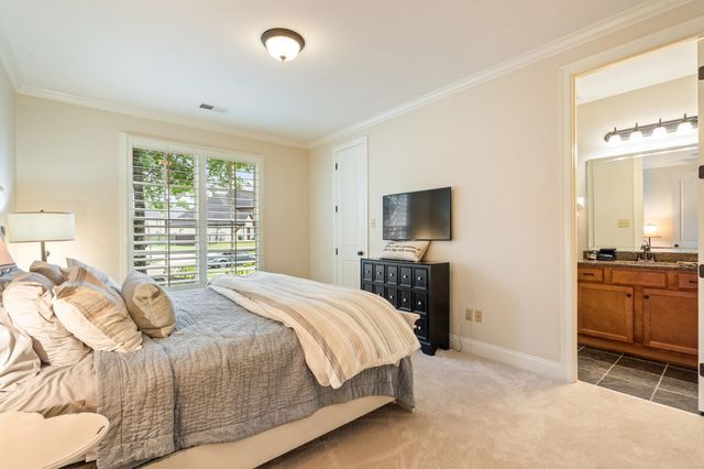 644 WINBURN DR, Collierville, TN 38017