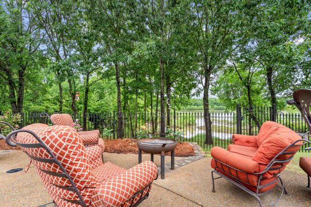 644 WINBURN DR, Collierville, TN 38017