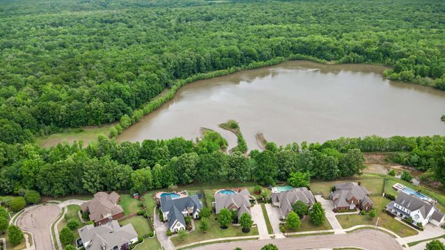 644 WINBURN DR, Collierville, TN 38017