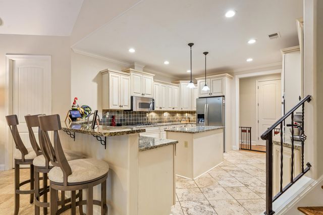 644 WINBURN DR, Collierville, TN 38017