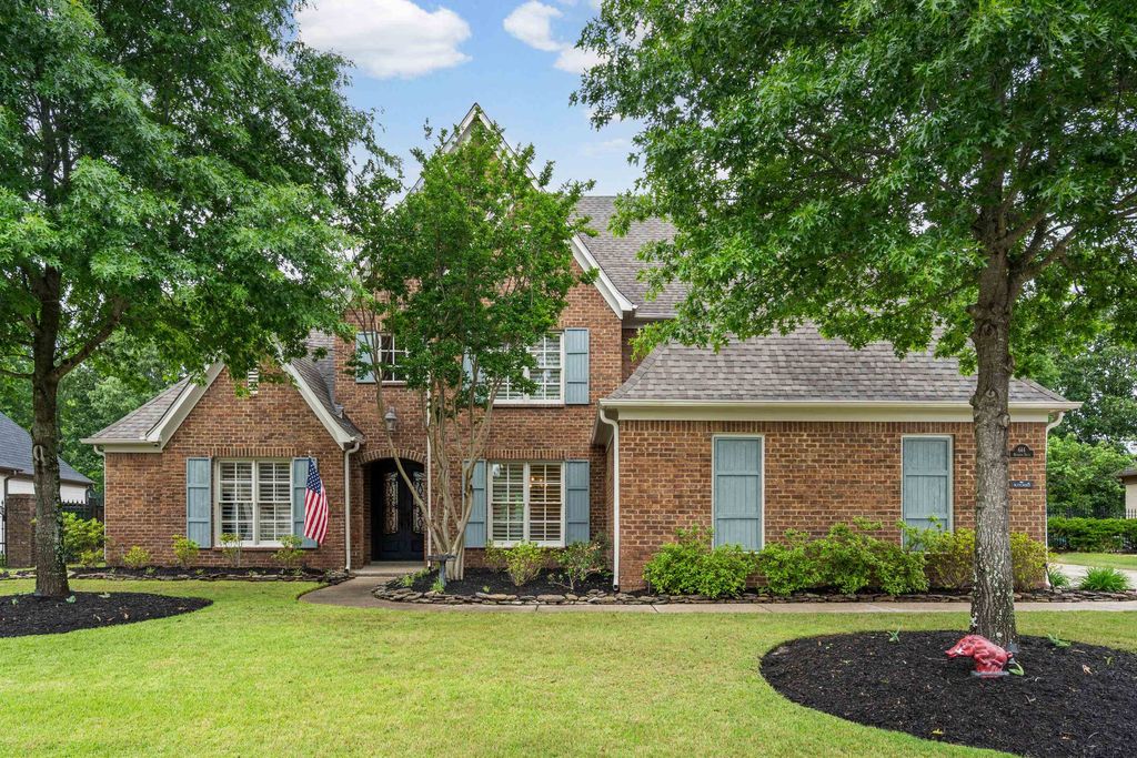 644 WINBURN DR, Collierville, TN 38017