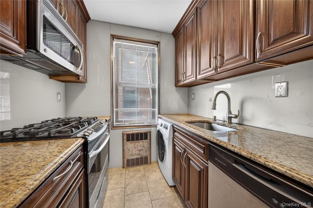 150-25 72nd Road 5K, Kew Garden Hills, NY 11367
