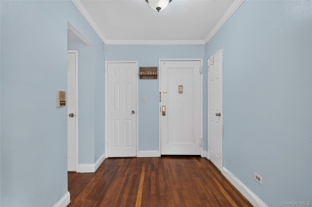 150-25 72nd Road 5K, Kew Garden Hills, NY 11367 — photo 3