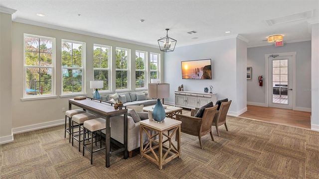 10 MULLIGAN WAY, Bunnell, FL 32110