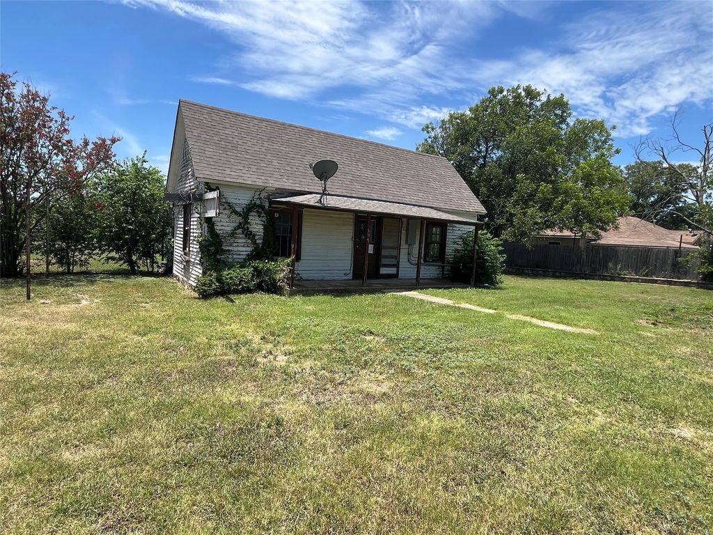 549 E Elm Street, Dublin, TX 76446