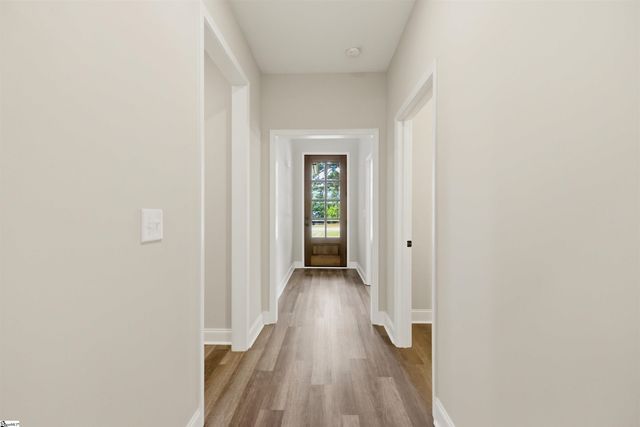 401 Grand Harbor Boulevard, Ninety Six, SC 29666