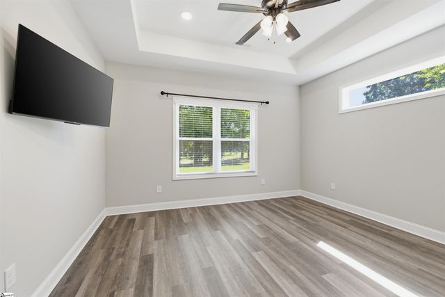 401 Grand Harbor Boulevard, Ninety Six, SC 29666