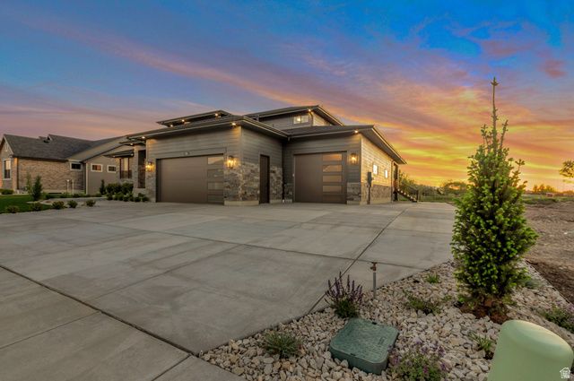 514 S 1450 W, Farmington, UT 84025