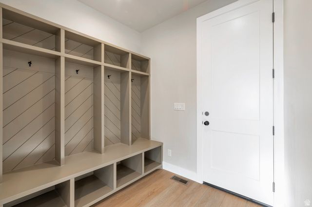 514 S 1450 W, Farmington, UT 84025