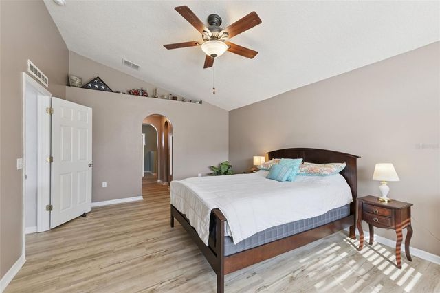 1819 SUNSET RIDGE DRIVE, Mascotte, FL 34753