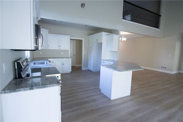 108 Harrowgate Ln, Peters Twp, PA 15317