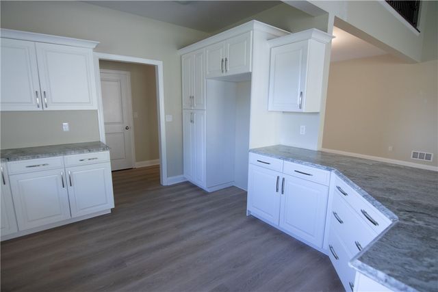 108 Harrowgate Ln, Peters Twp, PA 15317