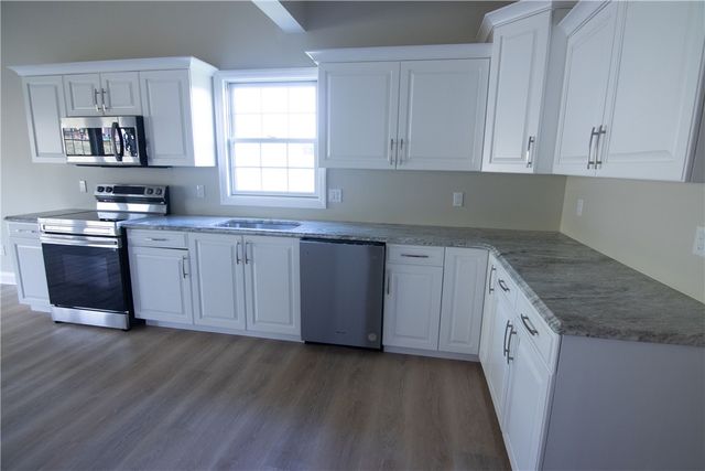 108 Harrowgate Ln, Peters Twp, PA 15317