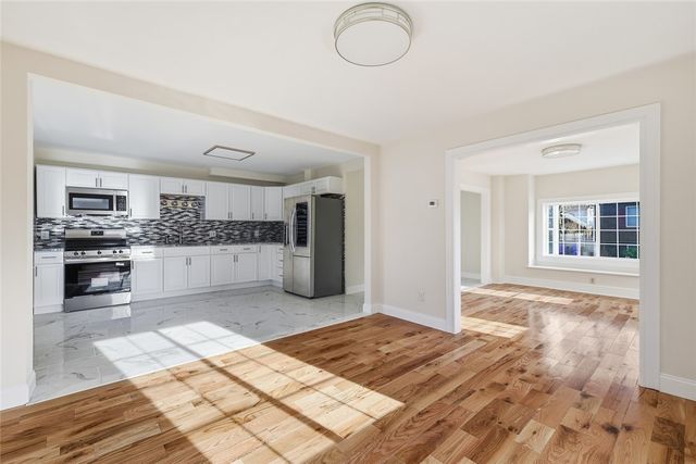 54 Dalton Street, East Providence, RI 02916