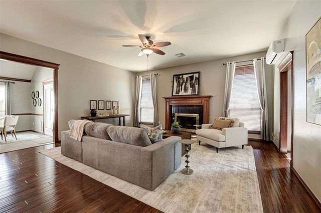 2524 Renwick Avenue, Oklahoma City, OK 73128