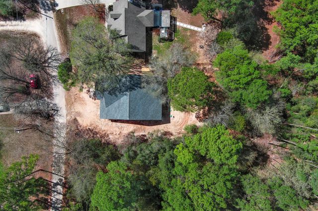 104 Pony Grass LN, Bastrop, TX 78602