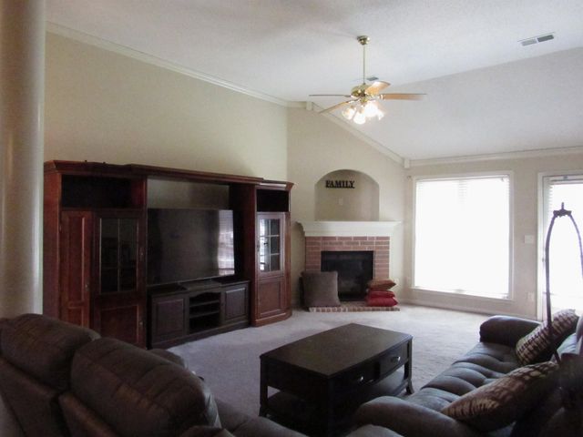 4768 ASHCROFT DR, Memphis, TN 38125